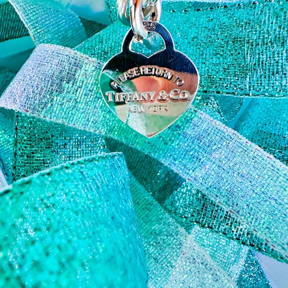 Tiffany and Co Bracelet - Picture 7 of 10